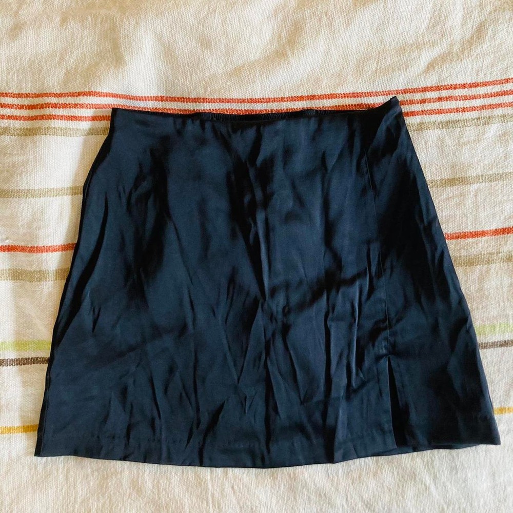 Abercrombie black satin skort